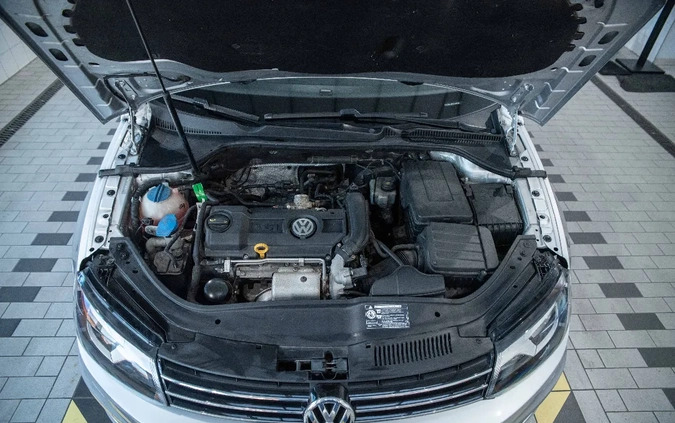 Volkswagen Eos cena 49900 przebieg: 40416, rok produkcji 2015 z Nakło nad Notecią małe 631